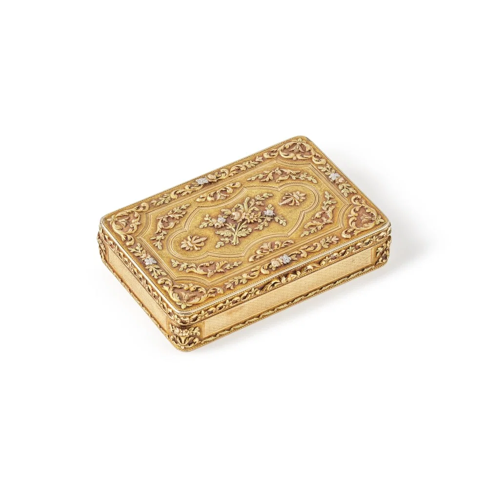 Boîte en or 585°/°° de plusieurs tons, travail autrichien, première moi...