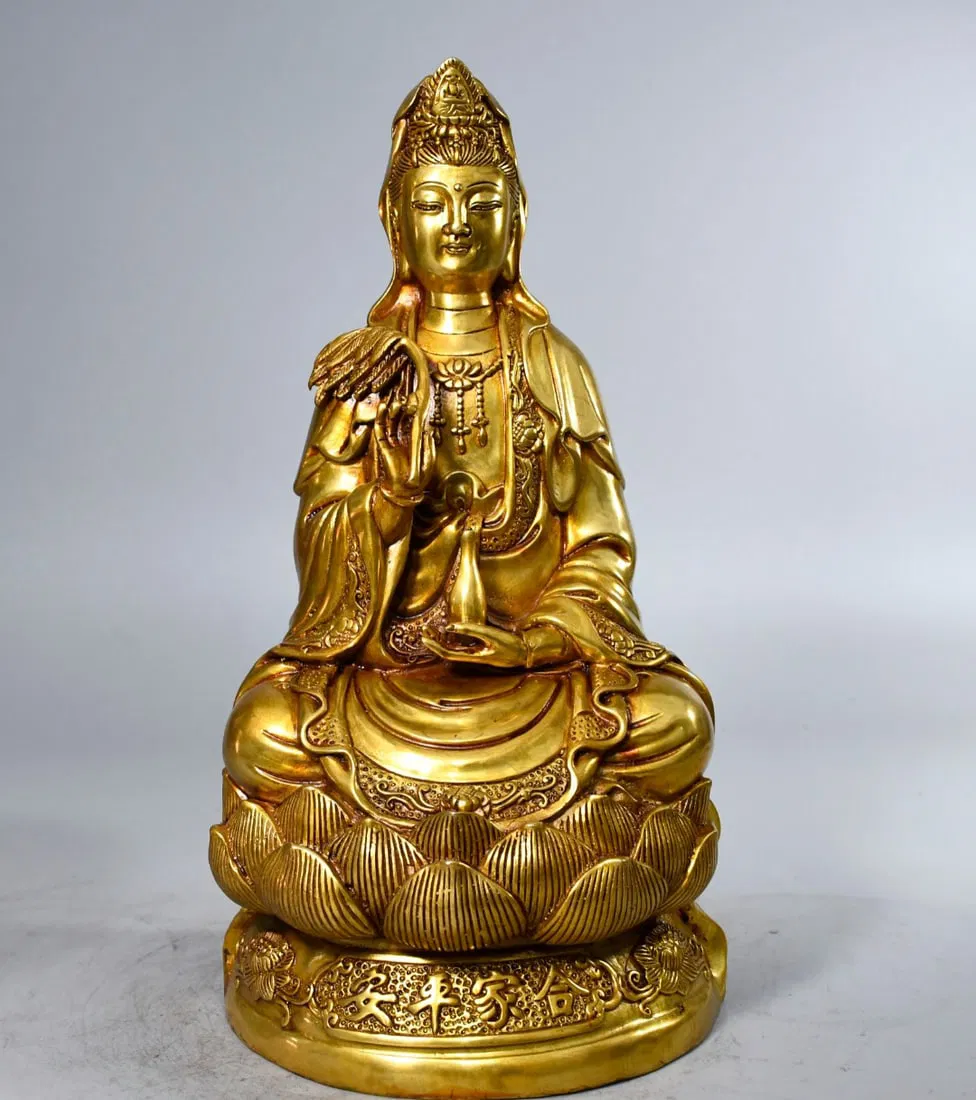 Brass gilt Guanyin with willow leaf shape, cast in fine bronze