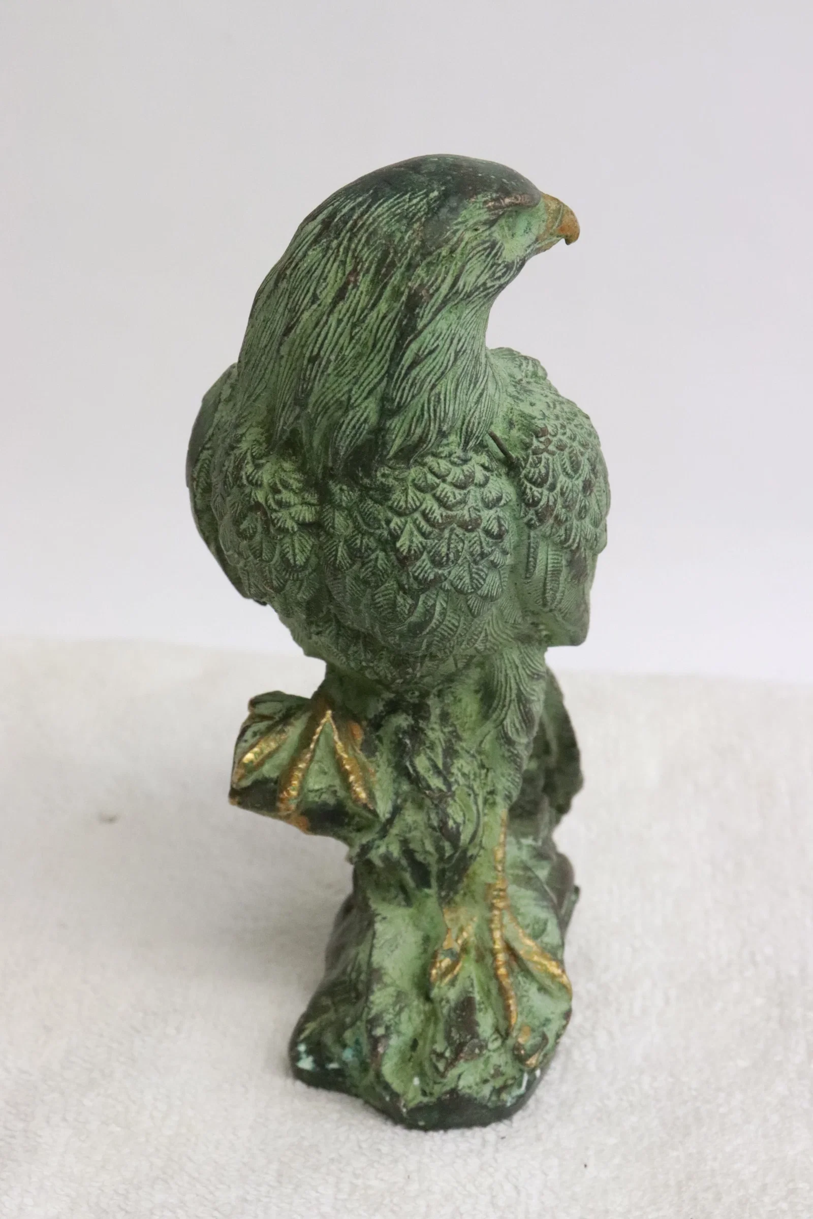 Bronze sculpture of eagle