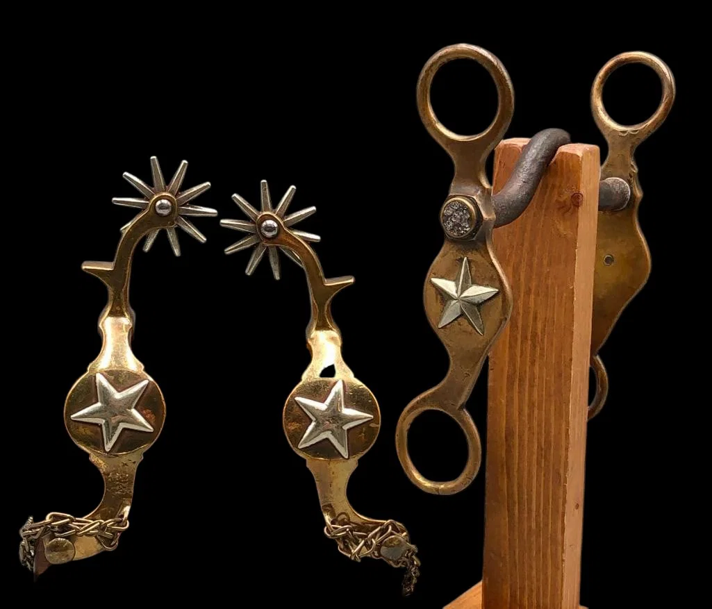 Buermann Hercules Bronze Spurs And Bit With Texas Star Theme