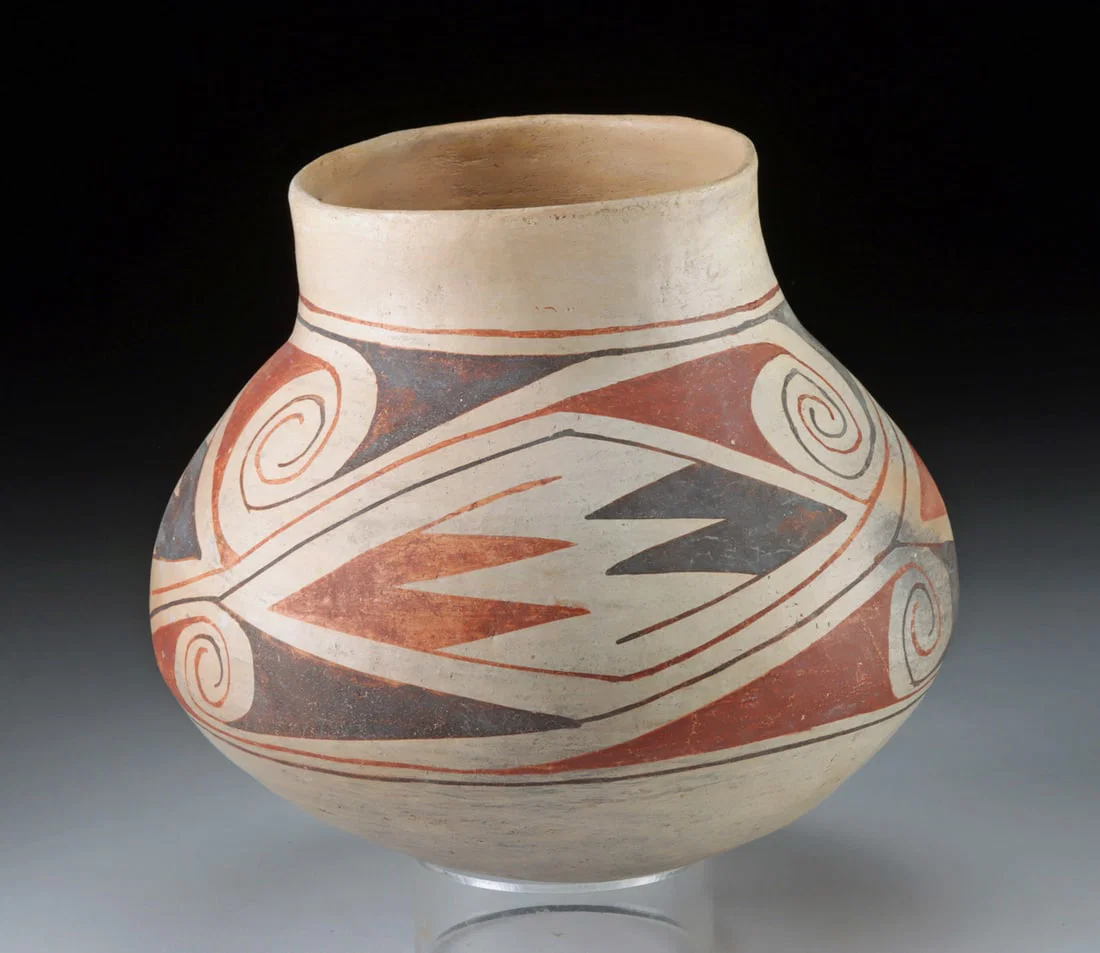 Casas Grandes Ramos Polychrome Pottery Jar