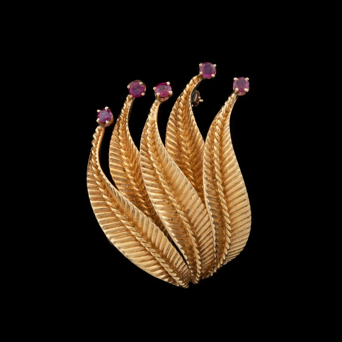 CELLINO RUBY 18K YELLOW GOLD SPRAY BROOCH