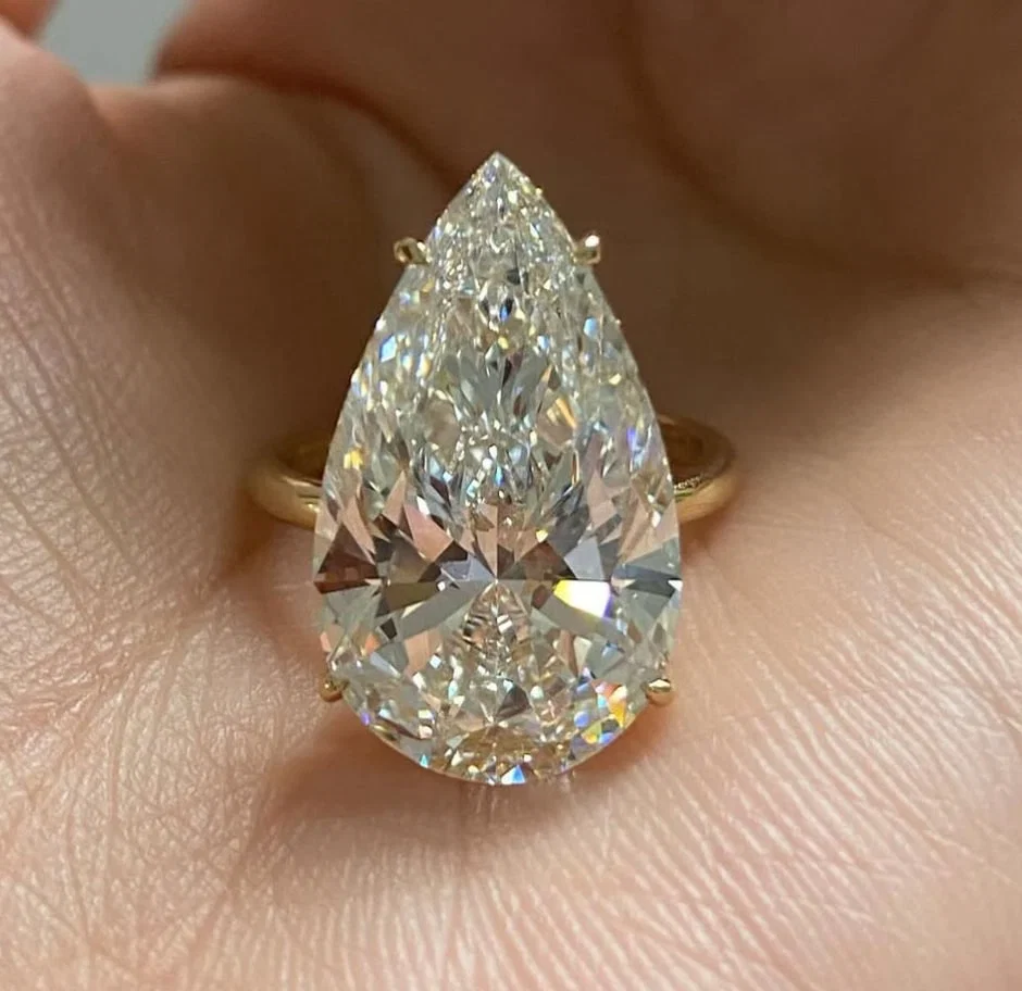 Certified 12 Ct Pear Cut Lab Grown Diamond D VVS1 Engagement Ring 14KT Solid Yellow Gold