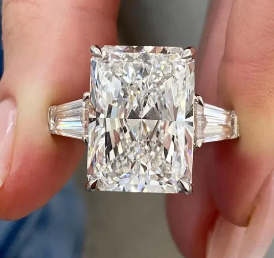 Certified 15 Carat Radiant Cut D VVS1 Lab Grown Diamond Engagement Ring 14KT Solid White Gold