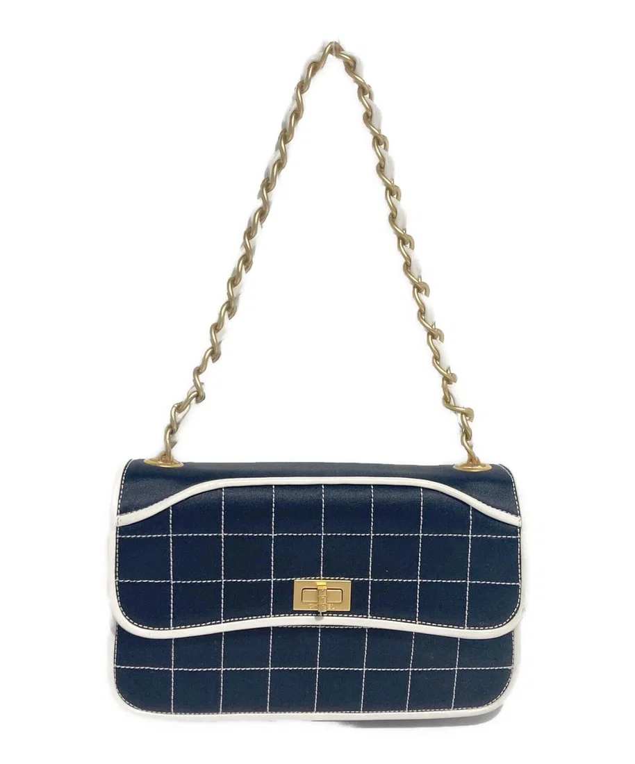 CHANEL MATELASSÉ CHAIN BAG