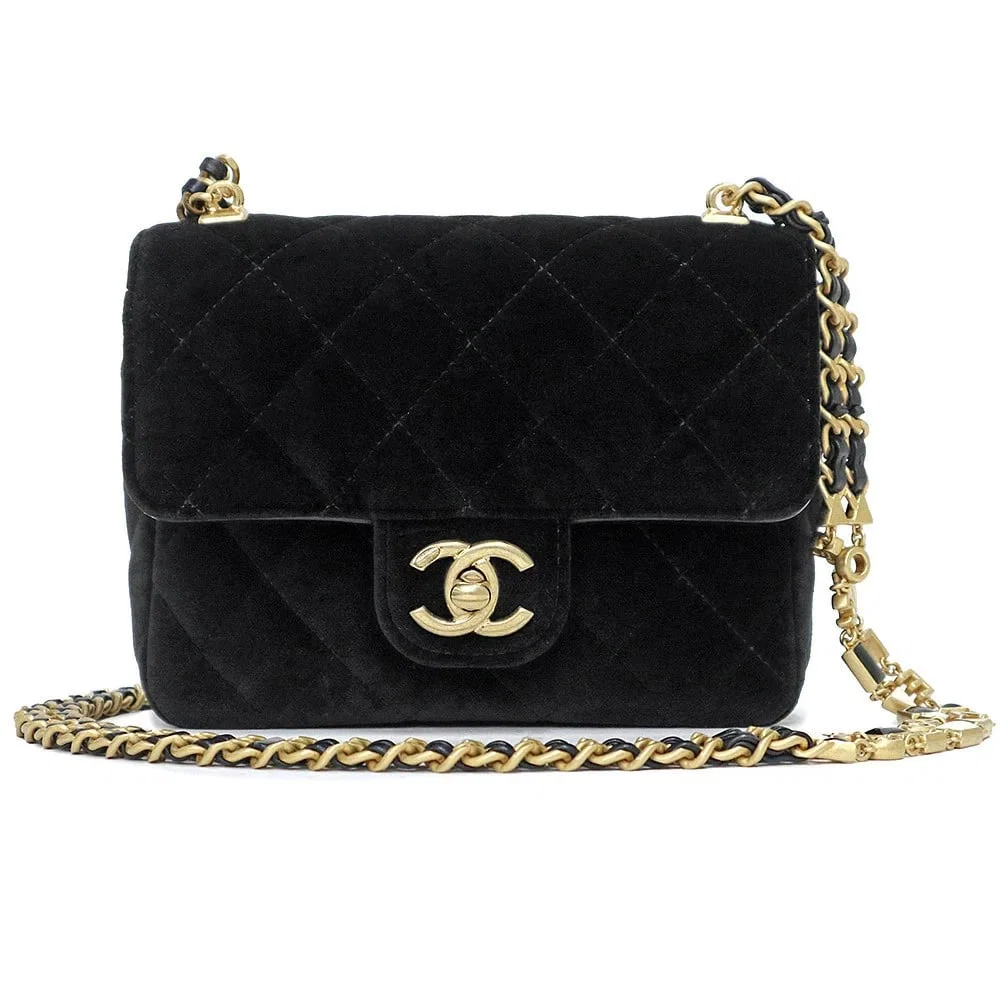 CHANEL MATELASSÉ SHOULDER BAG VELVET BLACK