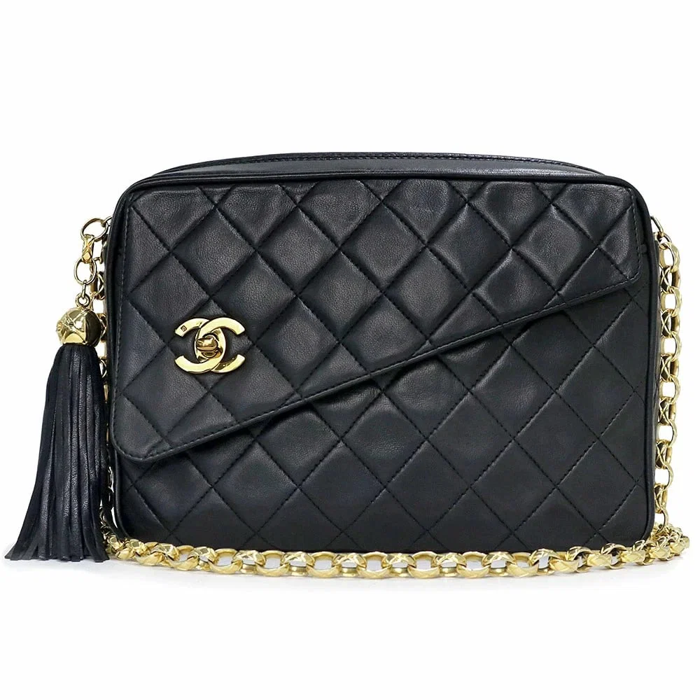 CHANEL MATELASSÉ SHOULDER BAG WITH TASSEL FRINGE BLACK