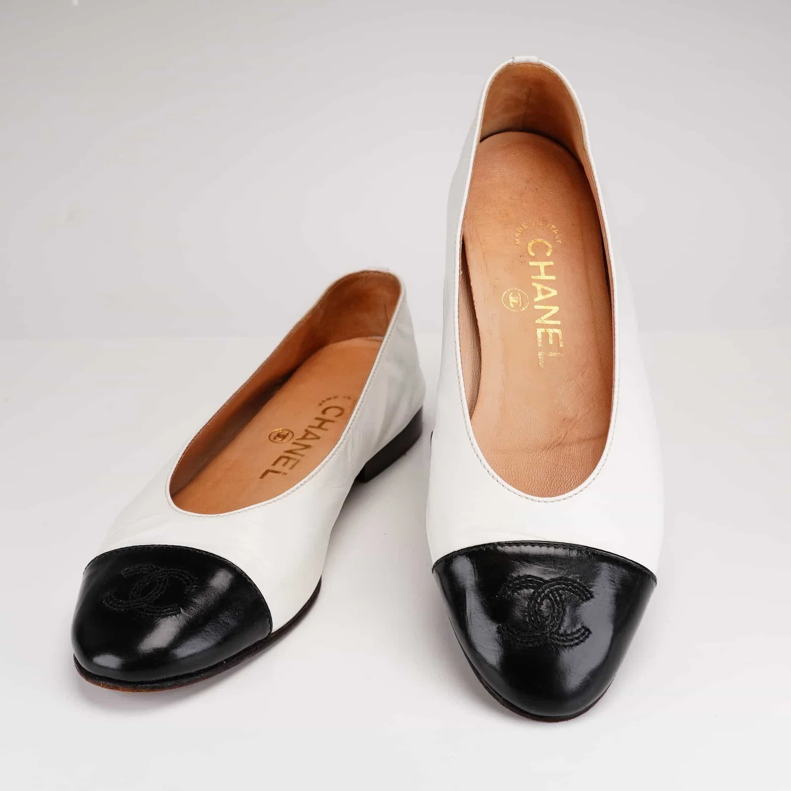 Chanel Two-Tone Lambskin CC Cap-Toe Ballerina Flats White and Black