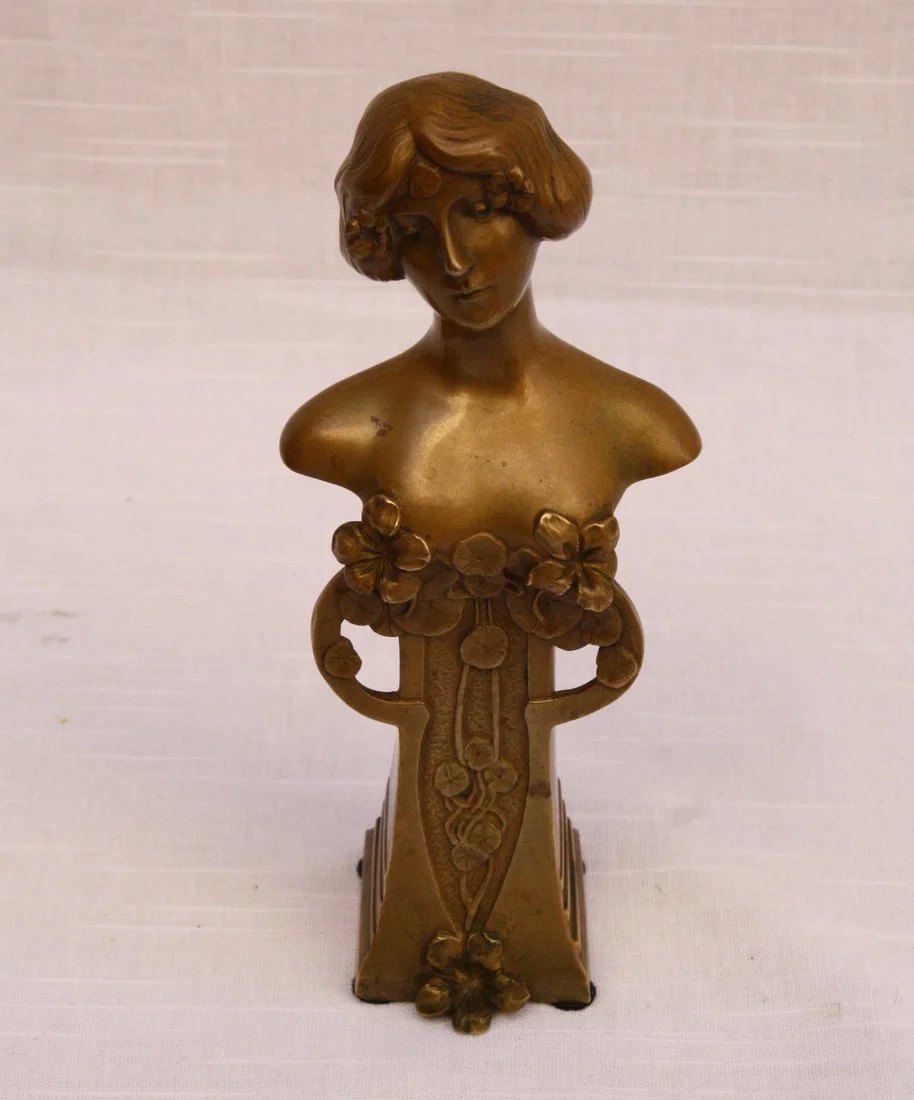 Charles Korchann Art Nouveau Bronze Statue at Louchet Foundry