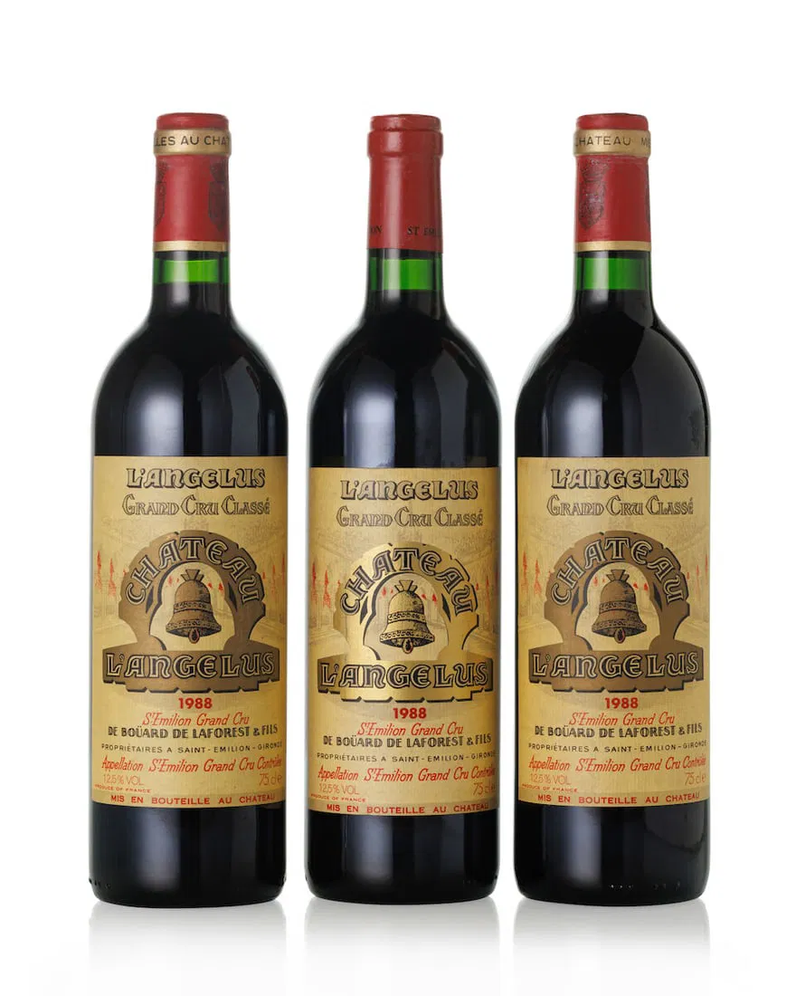 Château Angélus, 1988 (3x 750ml)
