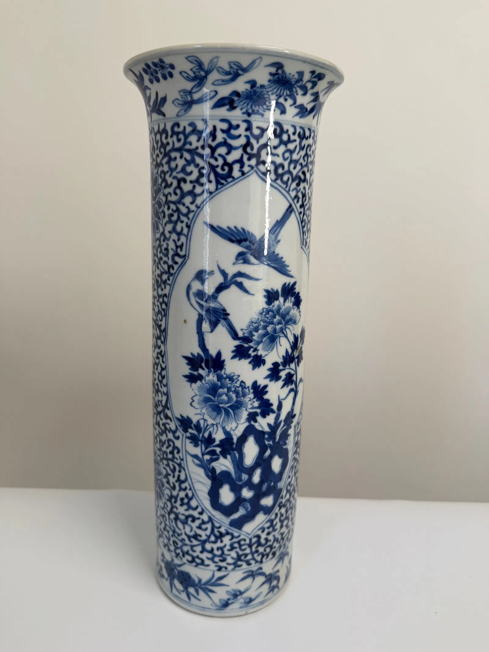 Chinese blue and white birds China porcelain tall vase