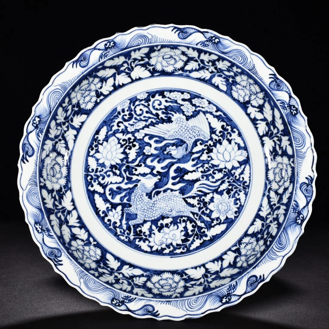 Chinese blue and white porcelain plate Yuan dynasty