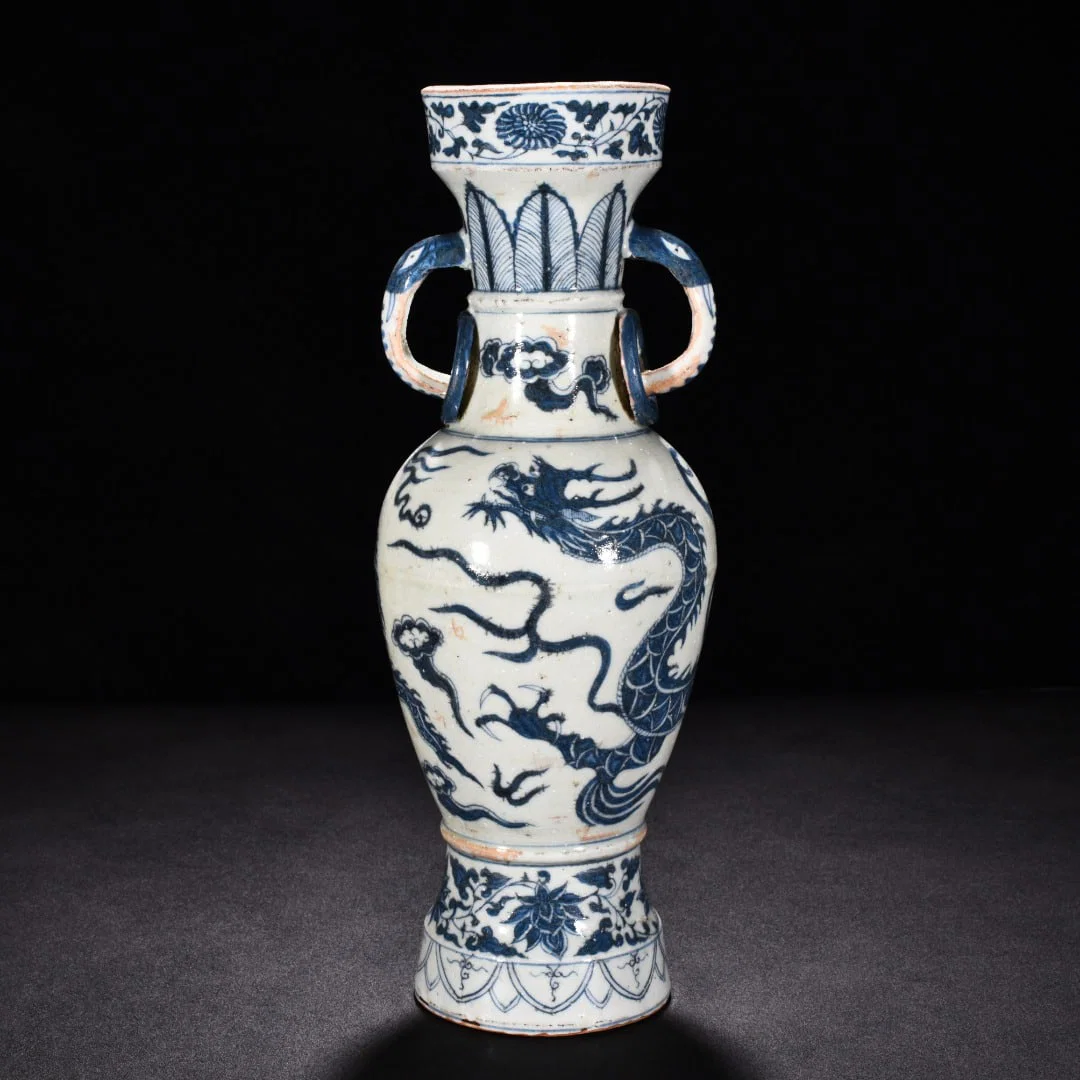 Chinese blue and white porcelain vase Yuan dynasty