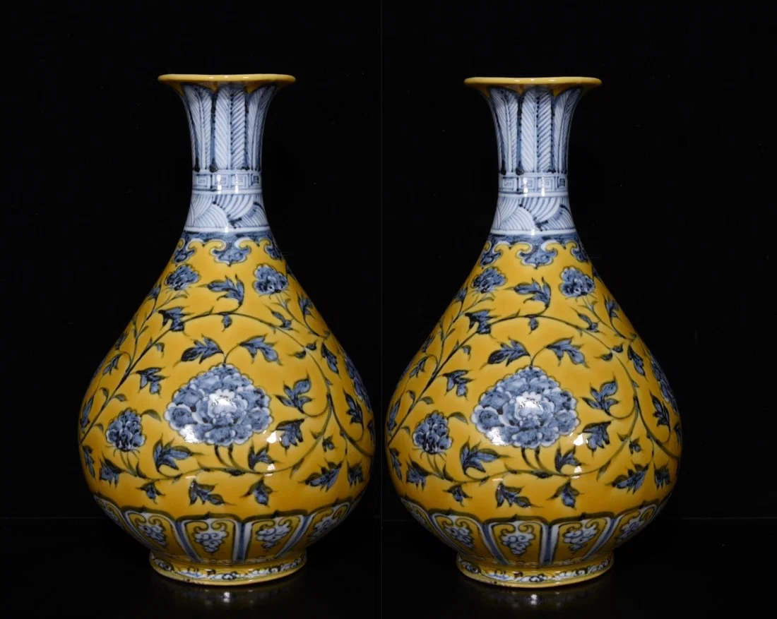 Chinese blue and yellow porcelain vase pair Ming dynasty Hongwu Mark & Period