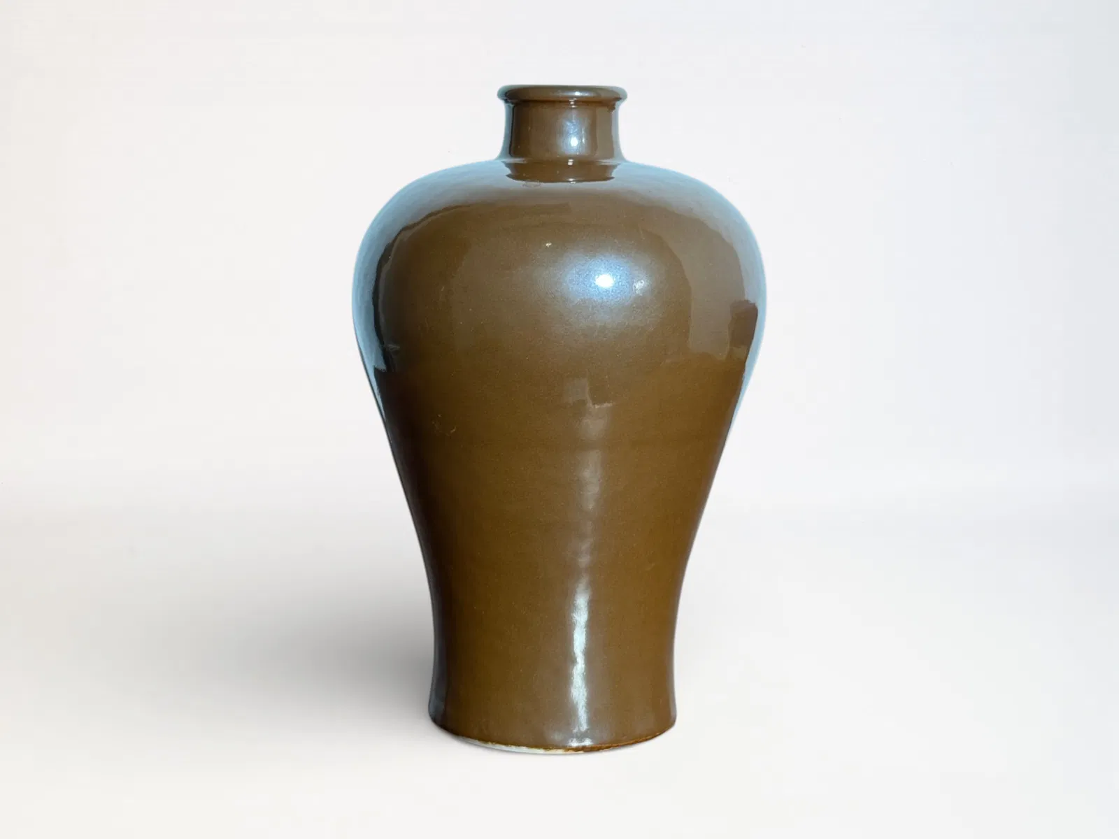 Chinese Café-Au-Lait-Glazed Porcelain Meiping Vase