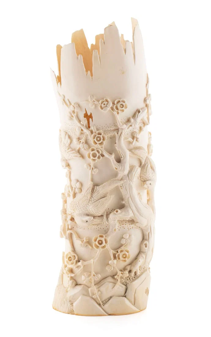 CHINESE CARVED FIGURAL BRUSH POT