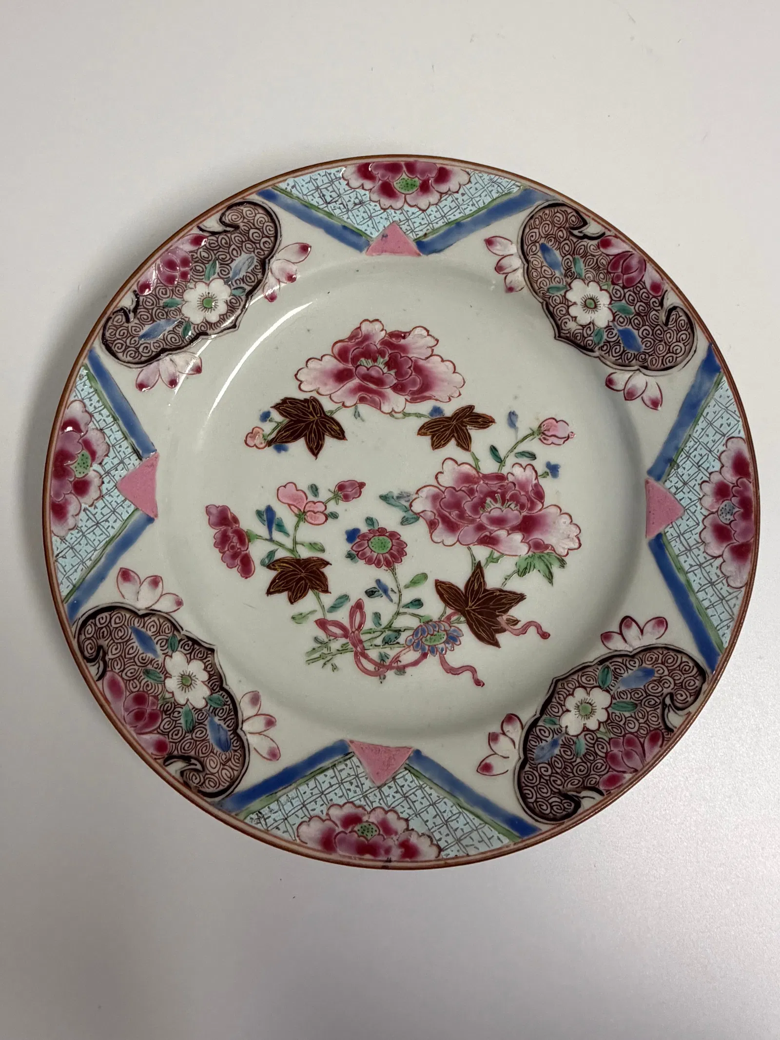 Chinese enameled famille rose China export plates