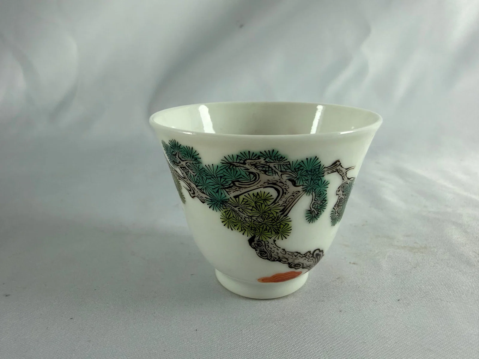 Chinese enameled famille rose egret Porcelain China egg shell cup blue and white mark