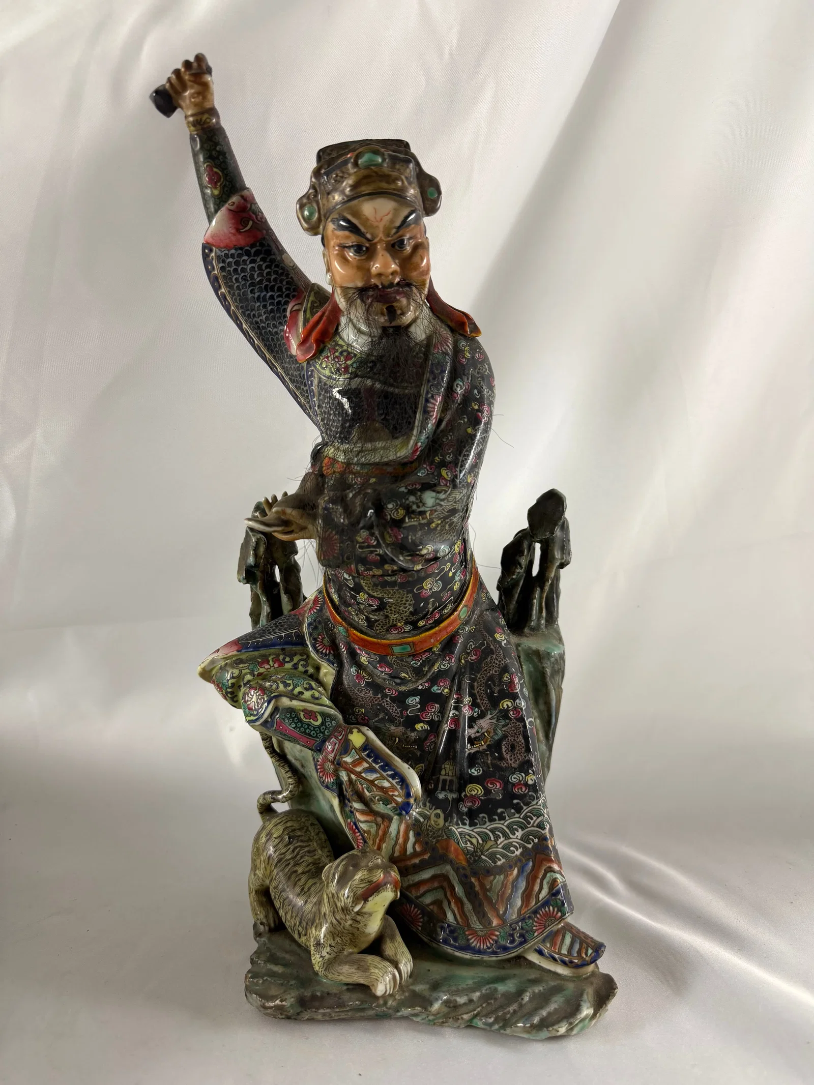Chinese enameled famille rose man and tiger Porcelain China statue