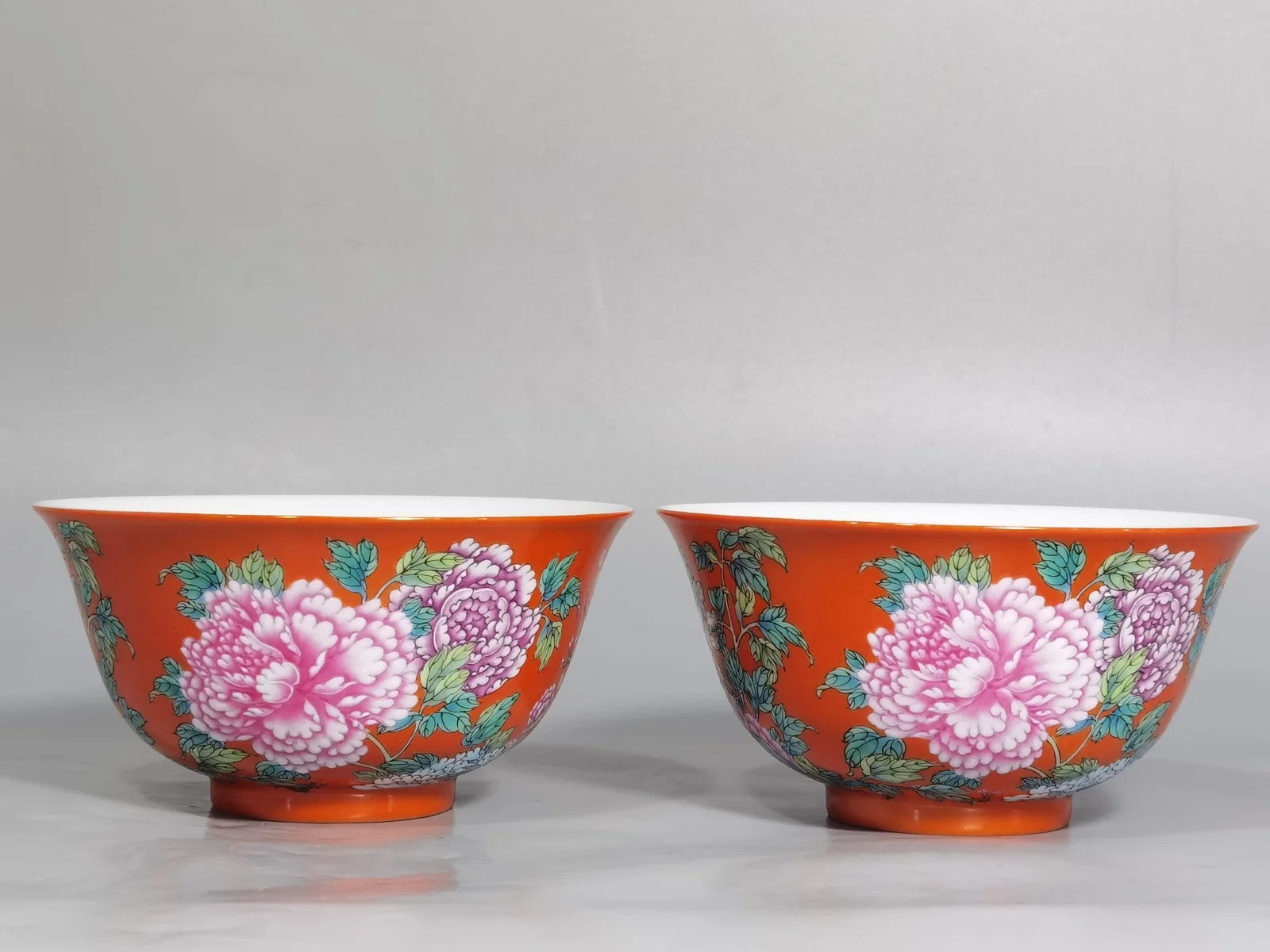Chinese famille rose porcelain bowl pair Qing dynasty Kangxi Mark & Period