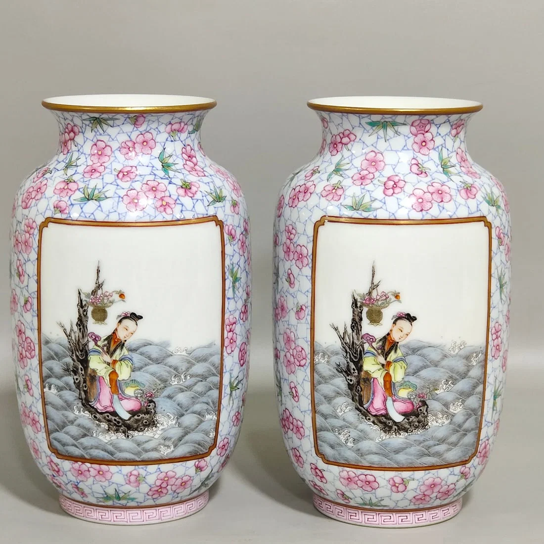 Chinese famille rose porcelain vase pair Qing dynasty Jiaqing Mark & Period