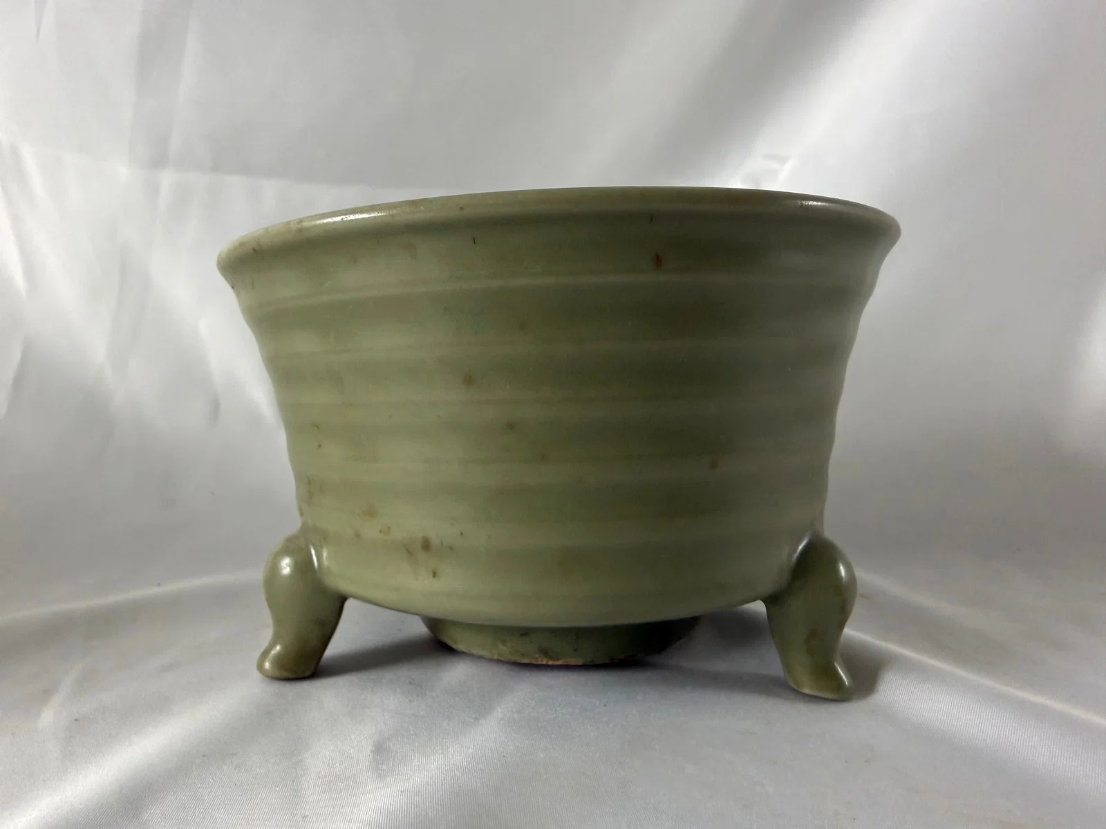 Chinese green glazed porcelain incense burner