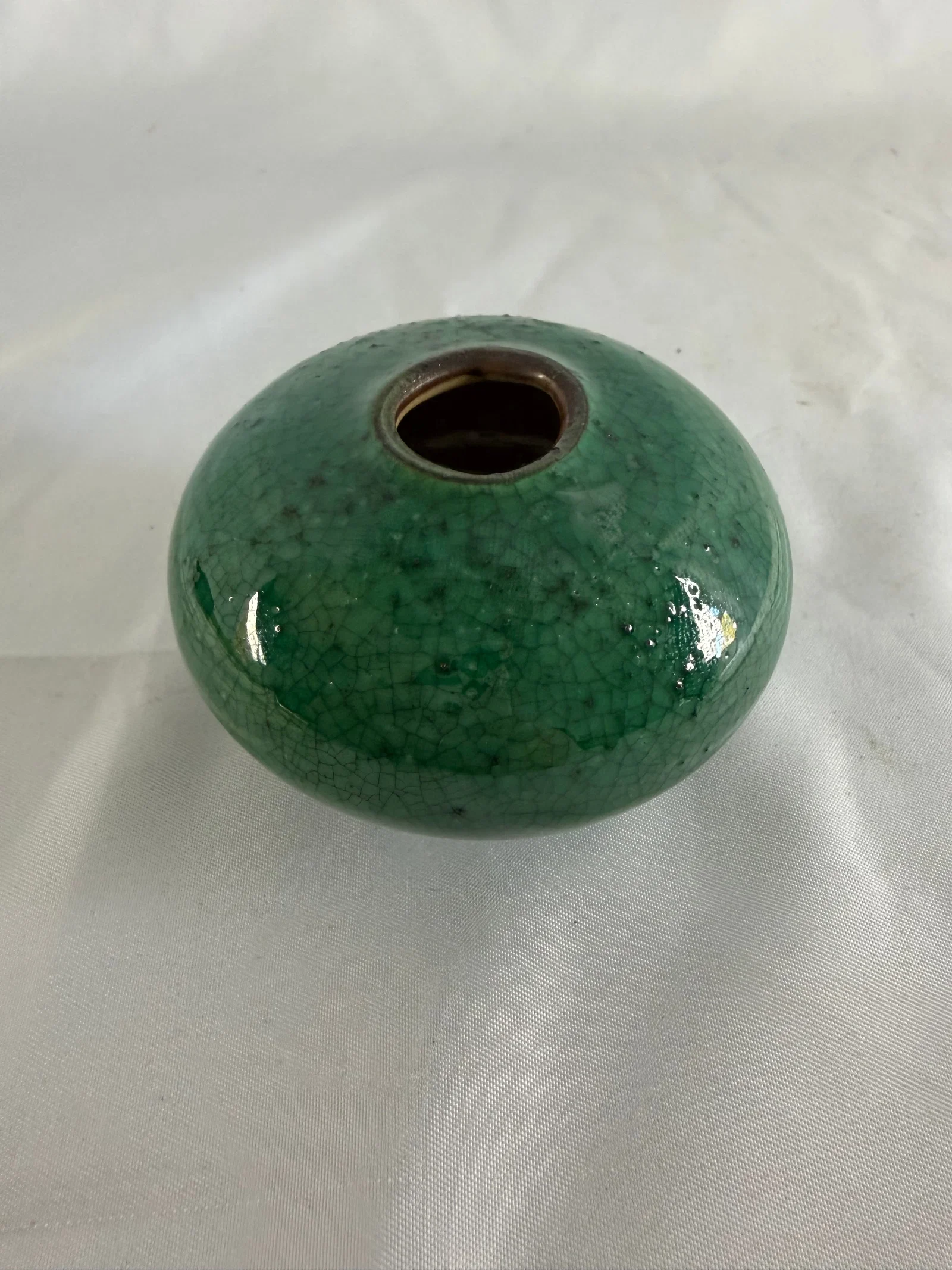 Chinese ice crack green porcelain water pot