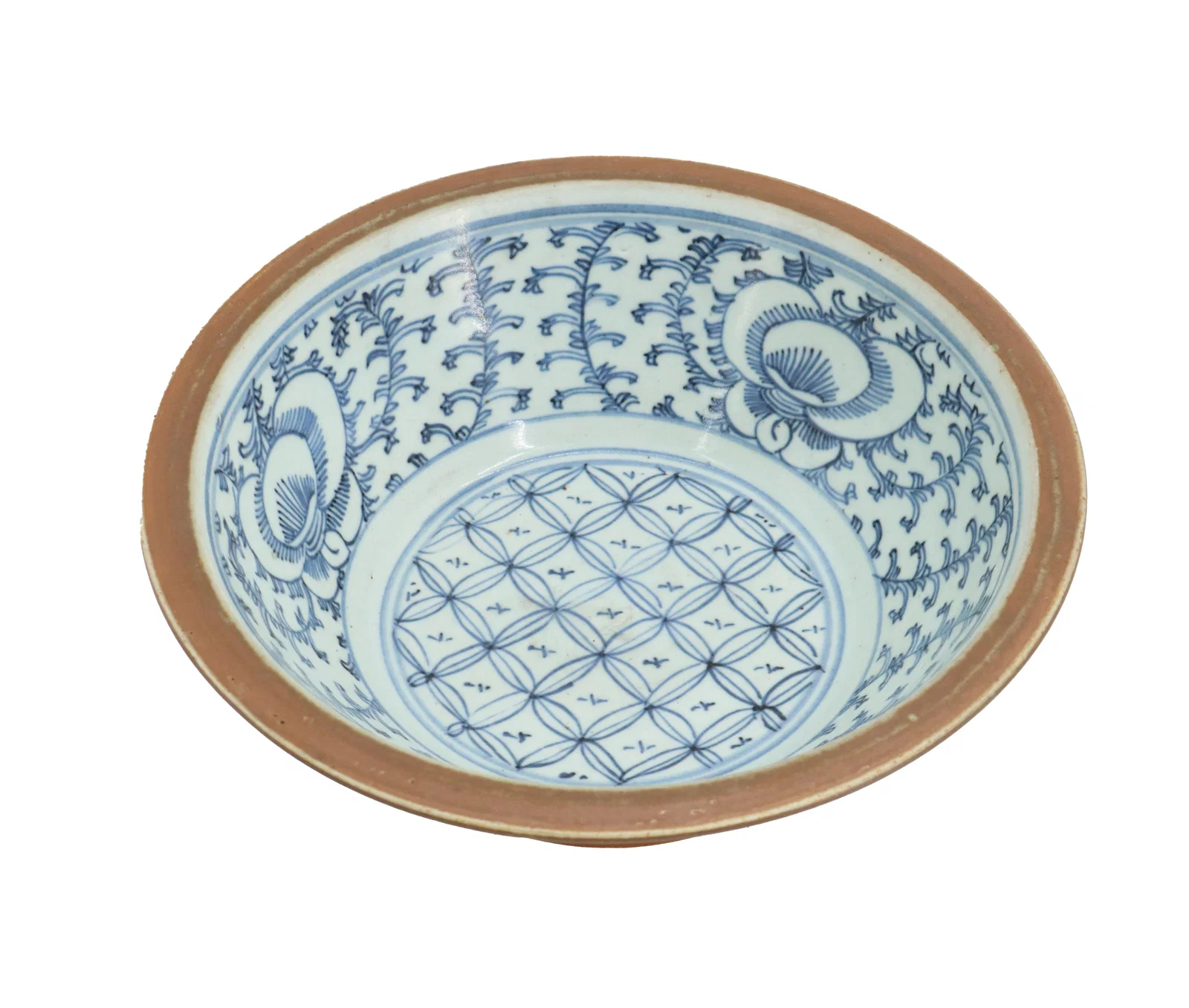 Chinese Qing Dynasty Batavia Blue and White Sweet Pea Motif Porcelain Bowl