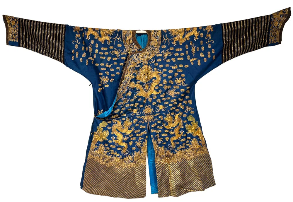 Chinese Qing Dynasty Gold Thread Embroidered Robe