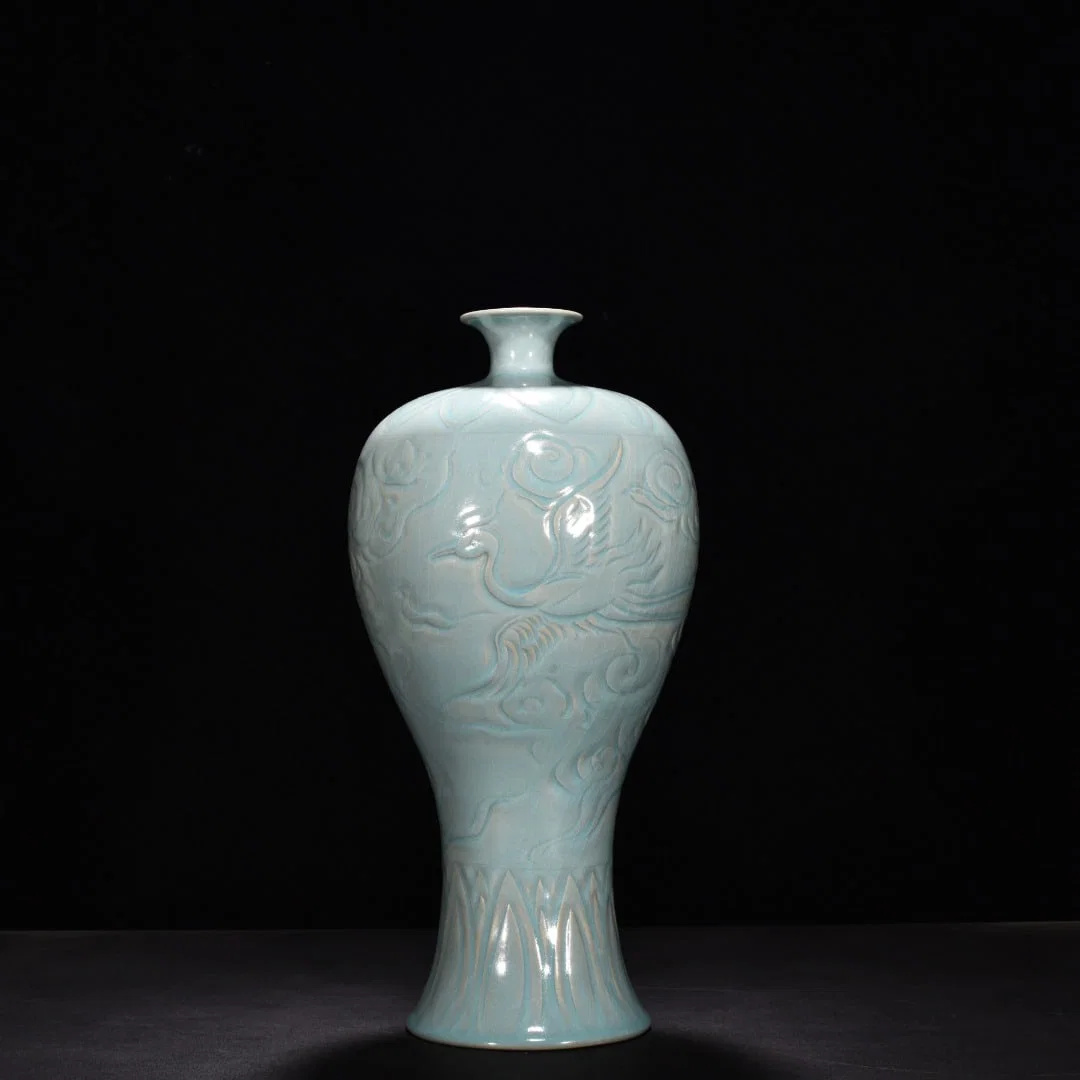 Chinese ru kiln porcelain vase Song dynasty