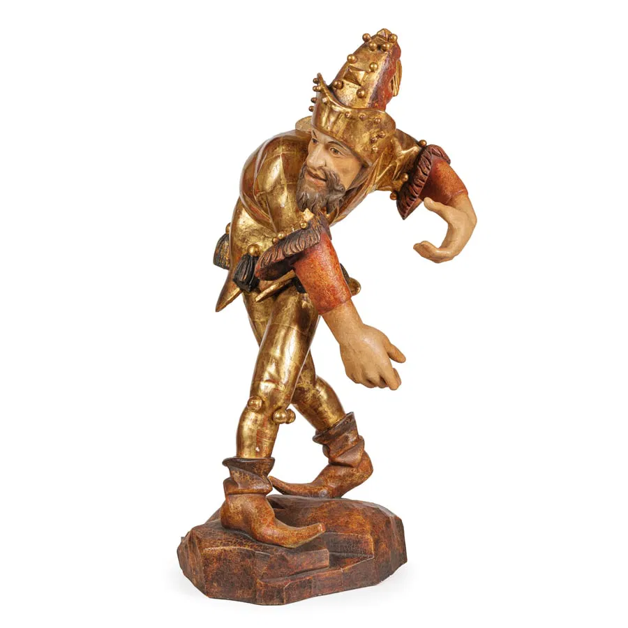 CINQUE SCULTURE IN LEGNO SCOLPITO, LACCATO E DORATO,