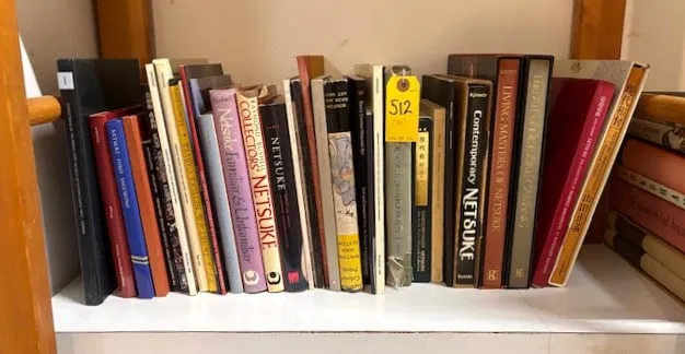 Collection of Books on Japanese Art (32)