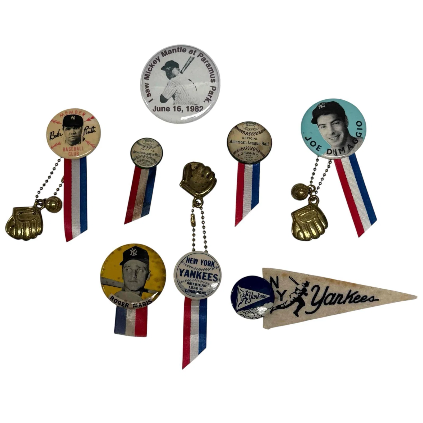 Collection of Vintage New York Yankee Related Pinbacks Ruth, DiMaggio, Maris