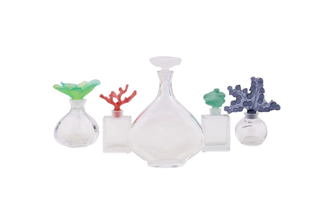 DAUM AND LALIQUE, FIVE CRYSTAL SCENT BOTTLES