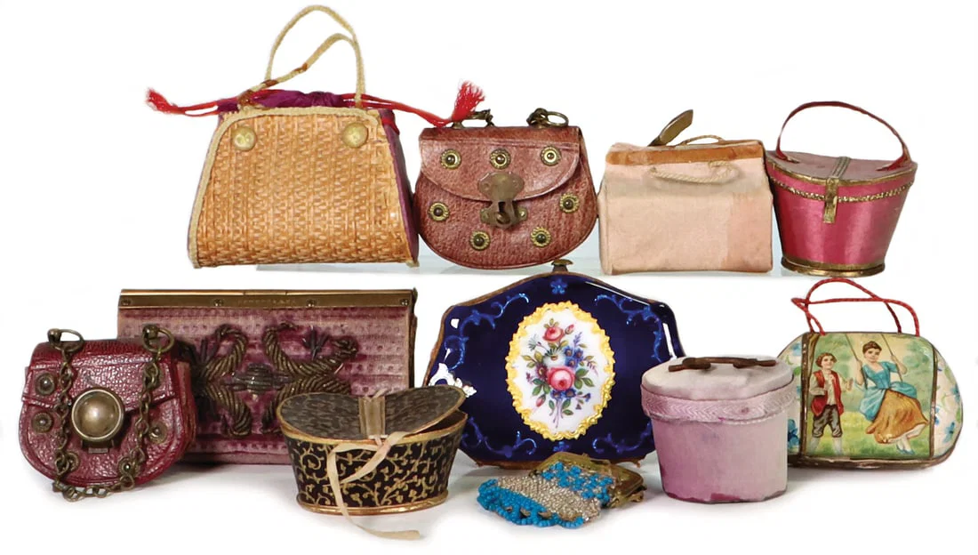 Decorative parts for small dolls or fashion stores, bags, some candy containers, enameled bag, small