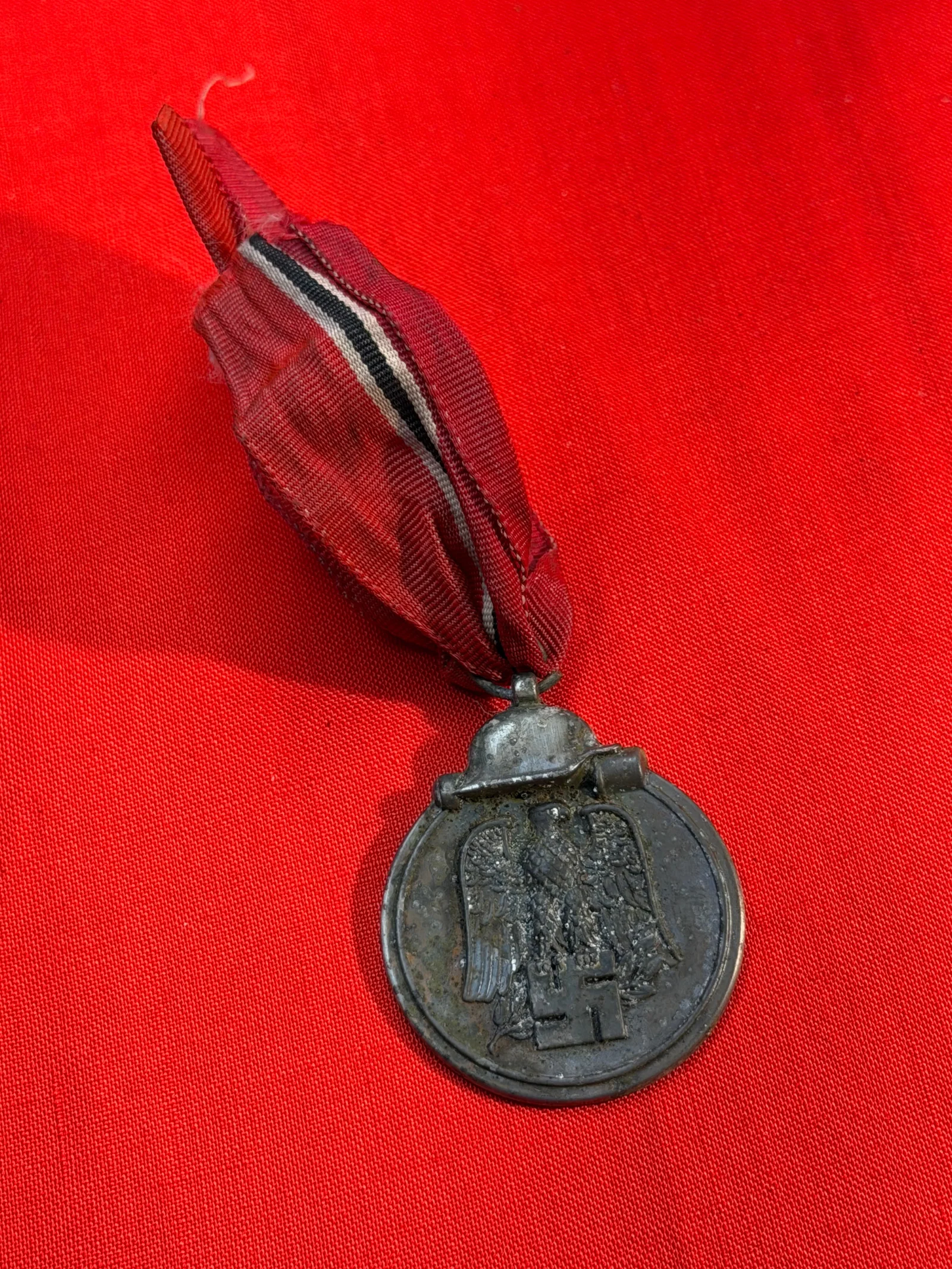 Eastern Front Campaign Medal (“Winter Battle in the East??), WW2 Germany, 1942–1945
