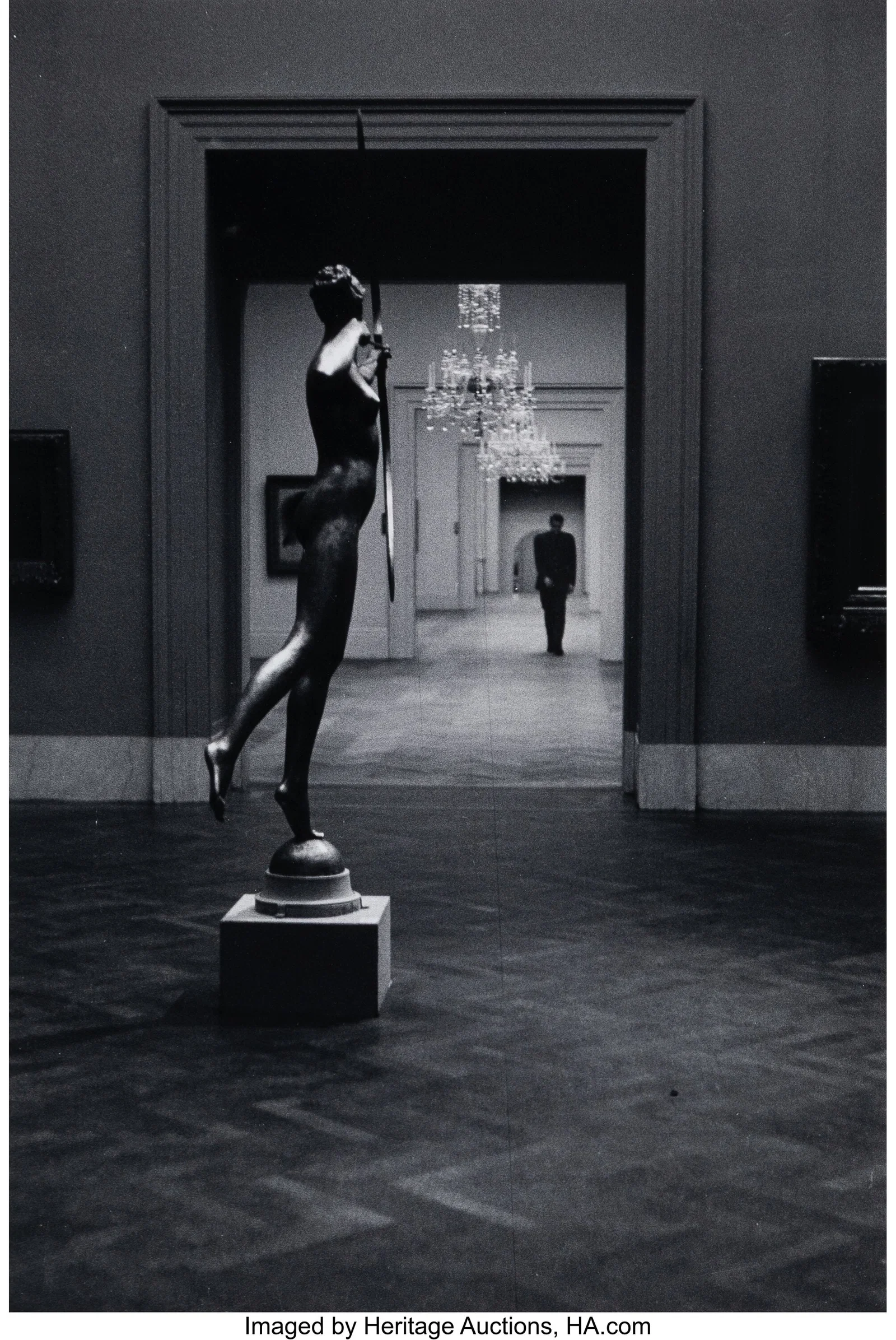 Elliott Erwitt (American, 1928-2023) Metropolita