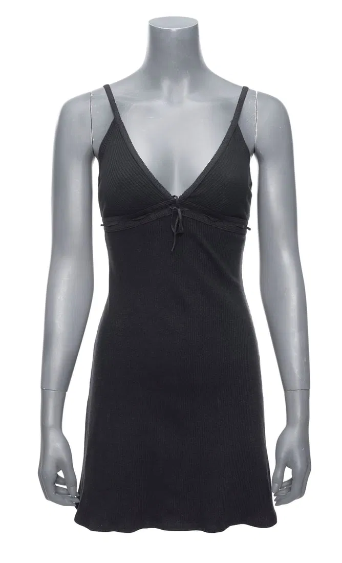 EMPIRE RECORDS (1995) - Planet Hollywood Collection: Gina's (Renee Zellweger) Opening Scene Dress