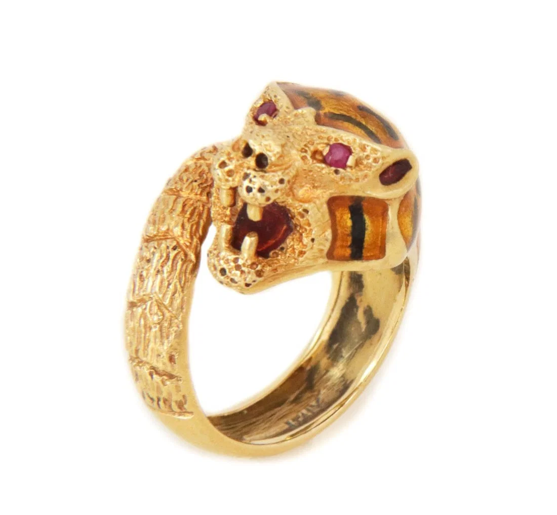 Estate 18k Yellow Gold Tiger Bypass Ring with Ruby Eyes Size 5