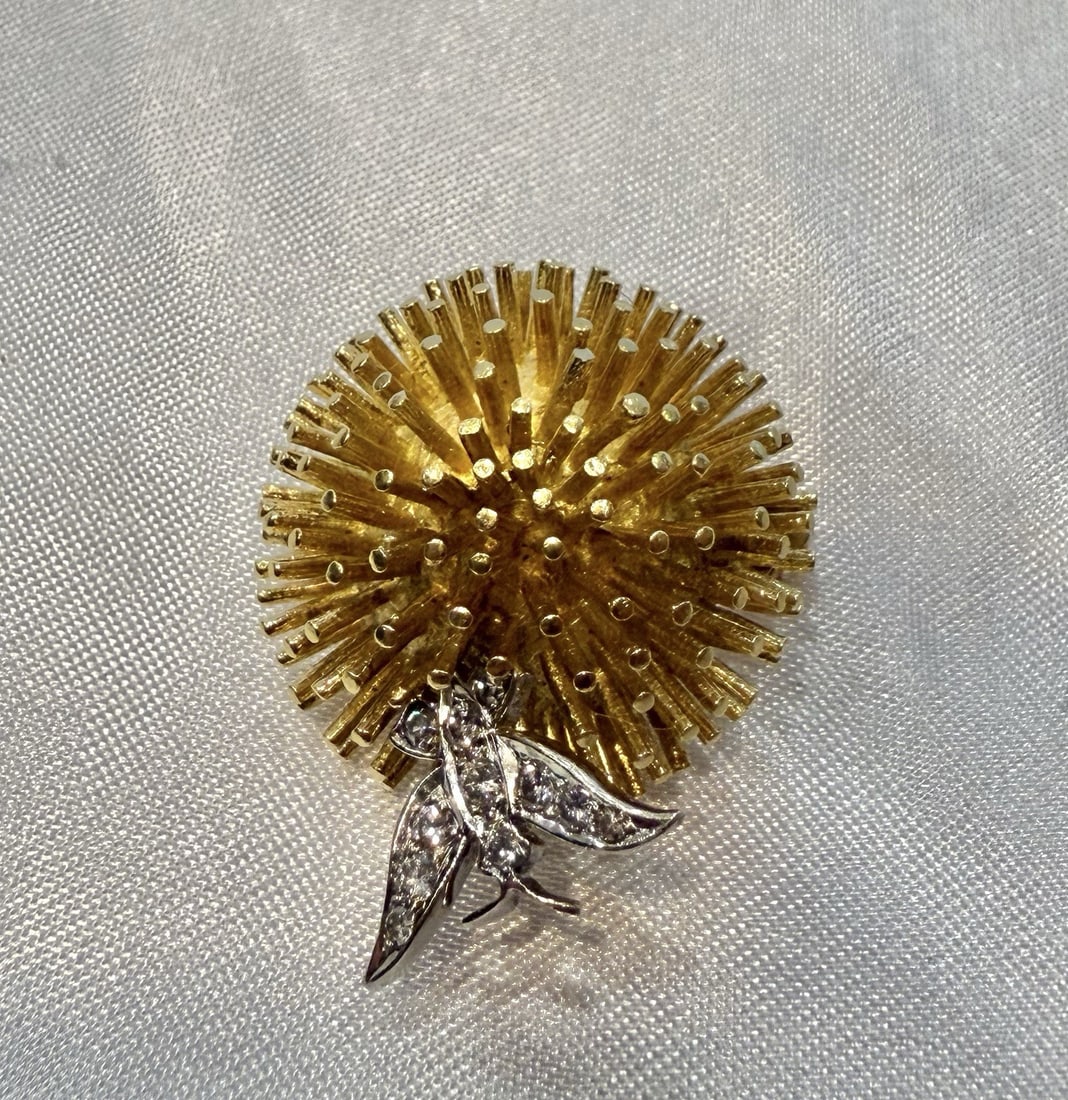 Exquisite 18K Yellow Gold Diamond Sputnik Brooch with 14K White Gold Accents