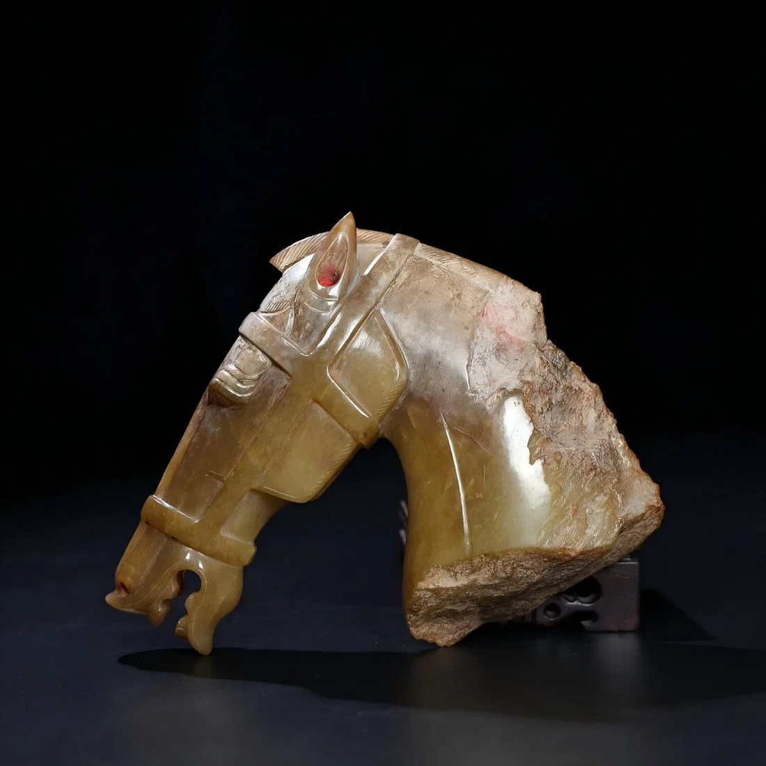Exquisite antique collection, Hetian jade horse head with full patina from burial site.