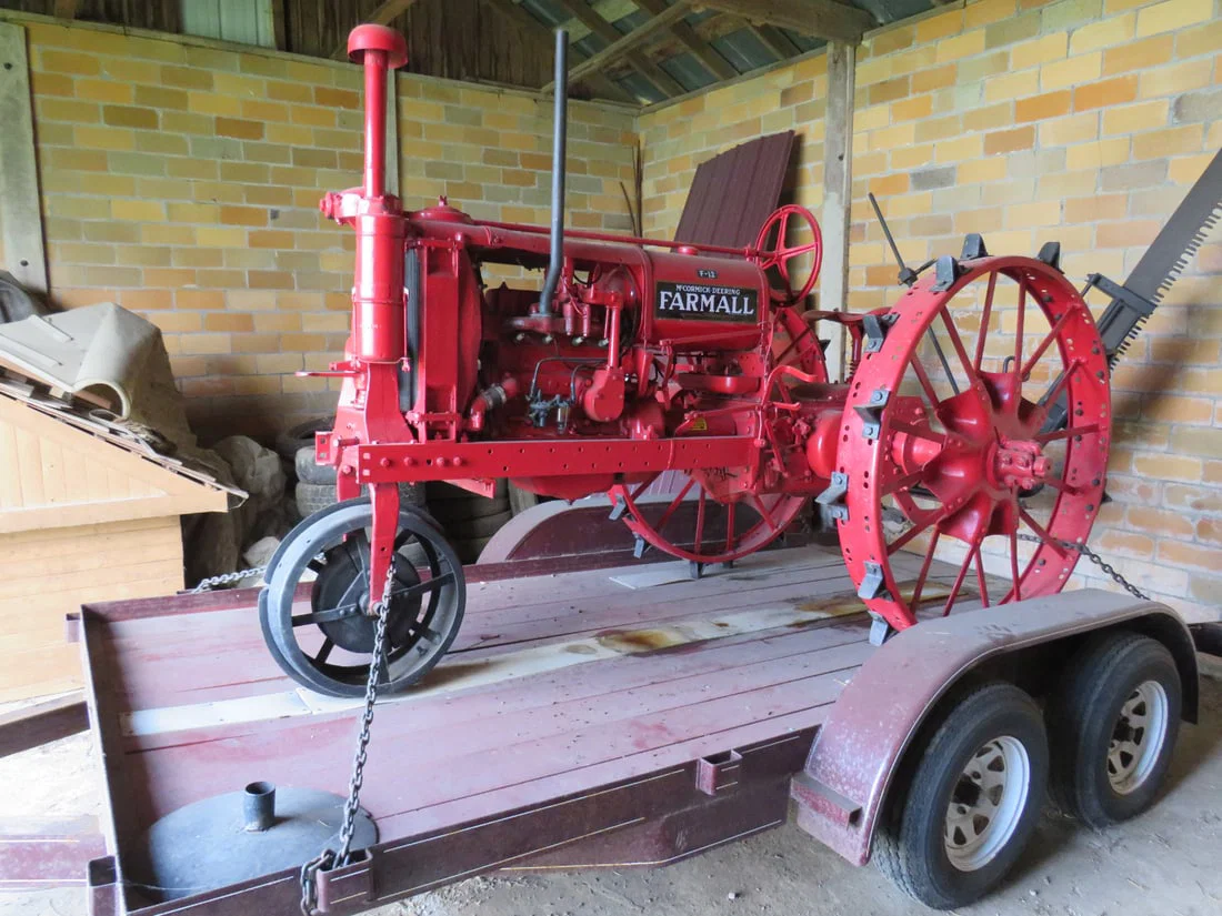Farmall #12 w. Buzzsaw & Trailer