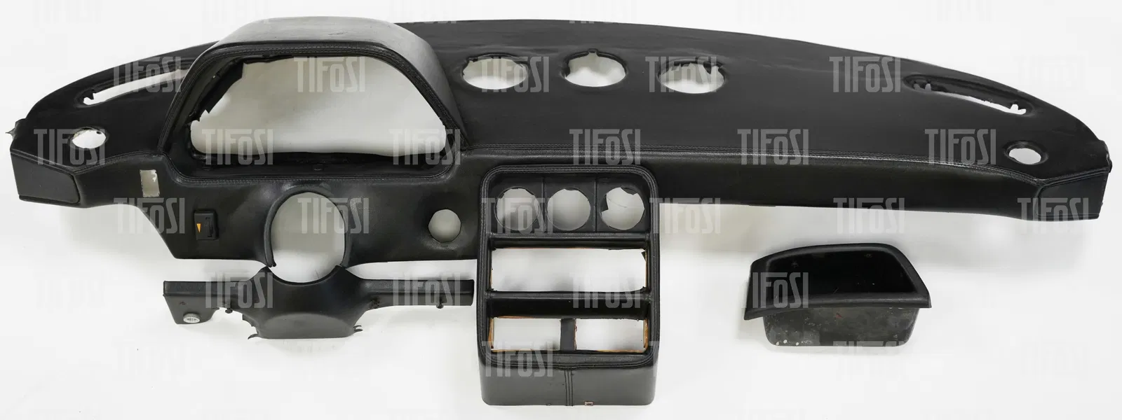 Ferrari 308 GTB/GTS Dashboard LHD