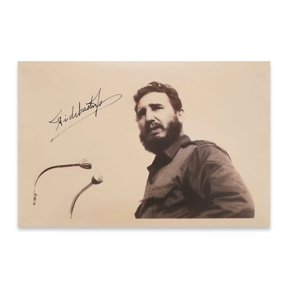 FIDEL CASTRO SIGNED GELATIN SILVER PHOTOGRAPH
