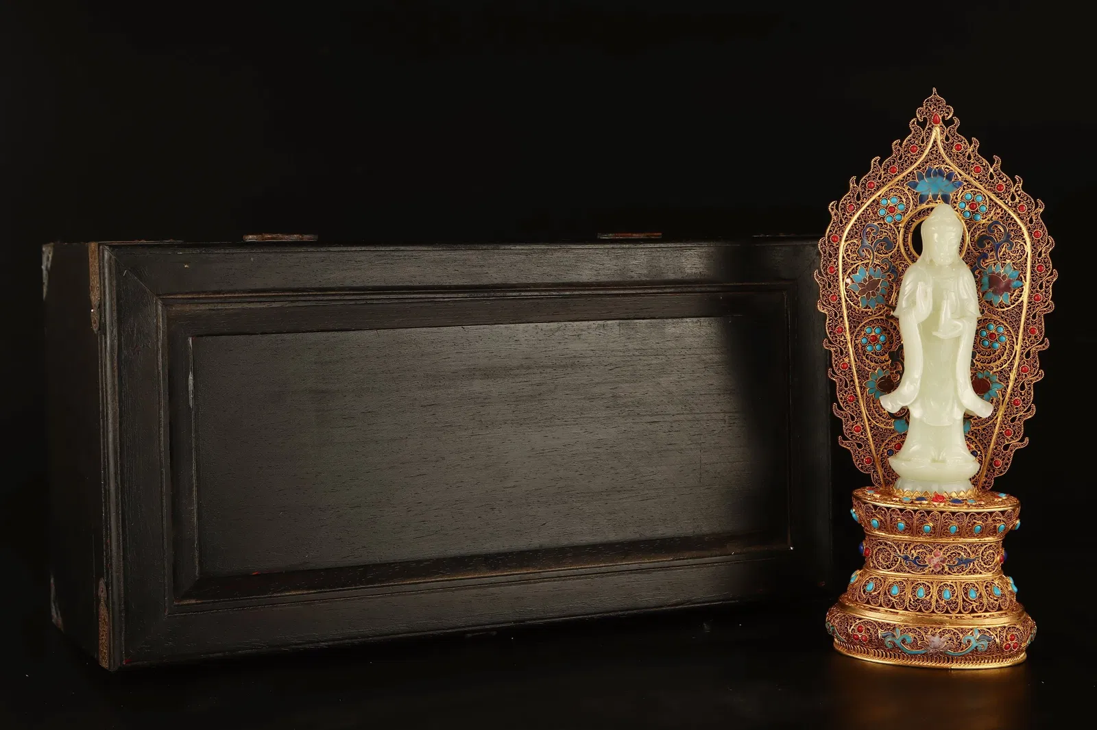 Filigree Gilt Jade-Inlaid Avalokitesvara Ornament