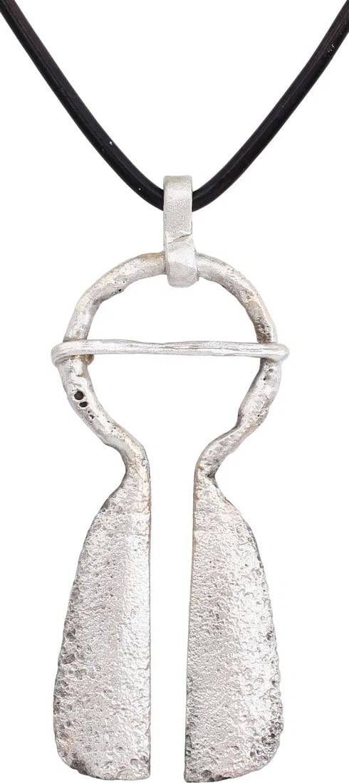 FINE VIKING PROTECTIVE BROOCH 900-1050 AD