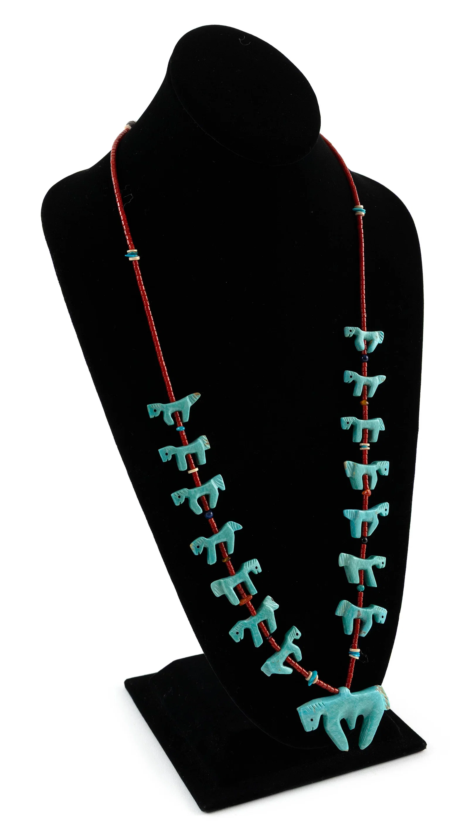 GEORGIANN QUANDELACY ZUNI HORSE FETISH NECKLACE Late 20th Century Approx. 51.5 grams