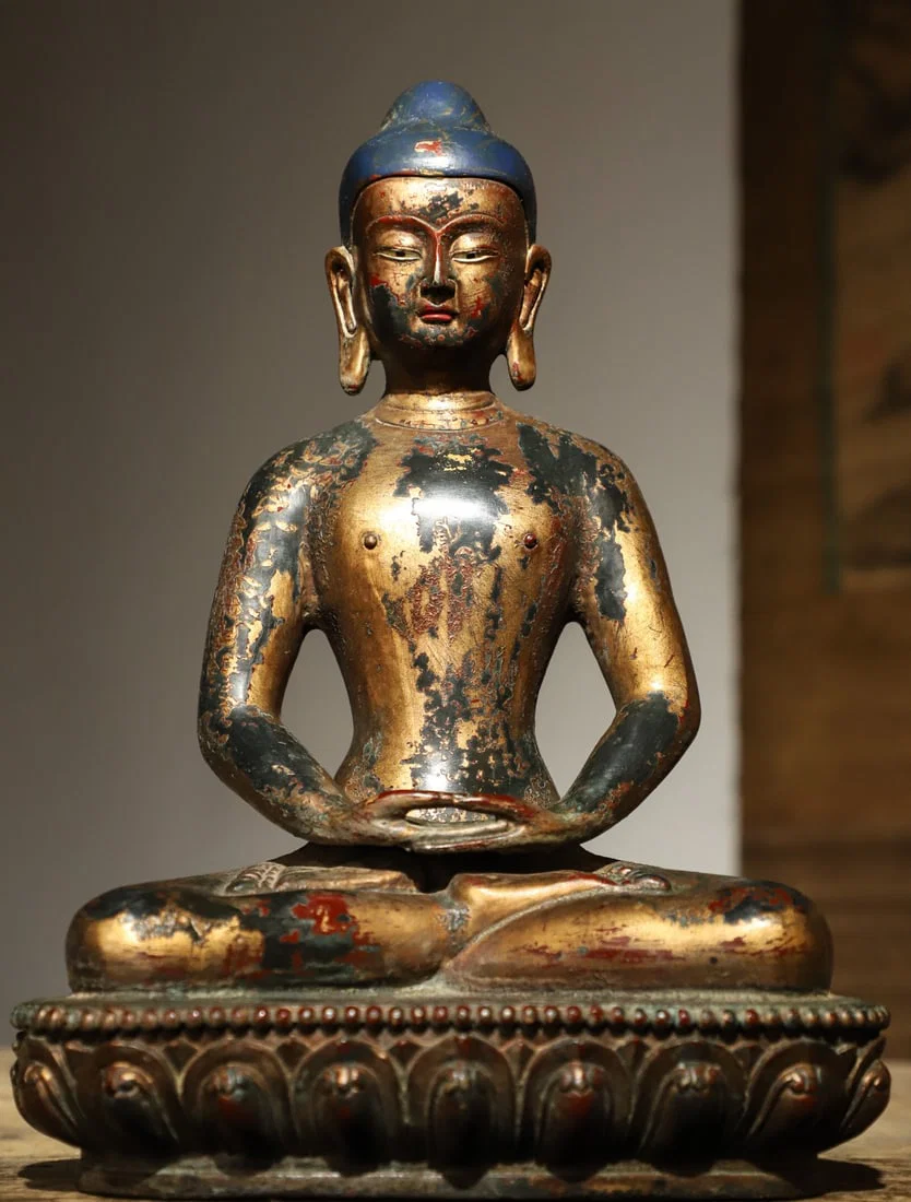 GILDED BRONZE OF THE MING DYNASTY. BUDDHA STATUES OF SAKYAMUNI