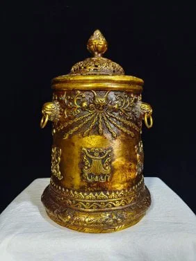 Gilt copper Buddhist scripture jar "Eight Auspicious Treasure Jar" Buddhist Eight Treasures