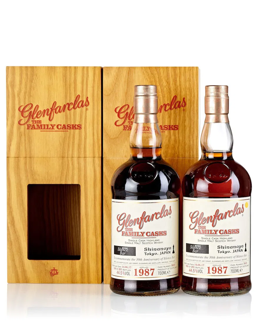 Glenfarclas Family Cask #3813, 1987 (2x 700ml)